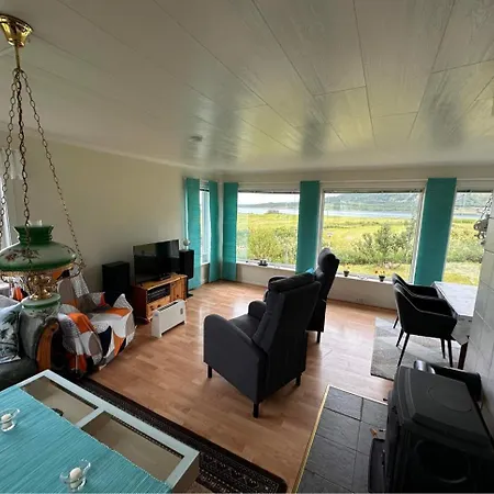 Midnattsolveien 3158,sommarhusstrand Laukvik
