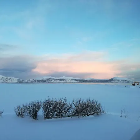 Midnattsolveien 3158,sommarhusstrand Lofoten Norway Laukvik