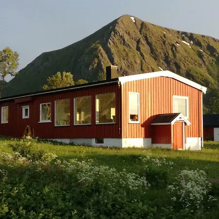 Casa de Férias Midnattsolveien 3158,sommarhusstrand Lofoten Norway *