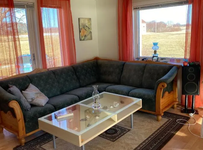 Midnattsolveien 3158,sommarhusstrand Lofoten Norway * Laukvik