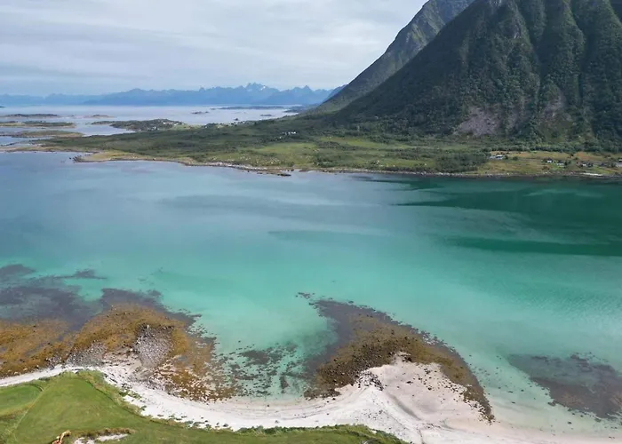 Semesterbostad Midnattsolveien 3158,sommarhusstrand Lofoten Norway Laukvik