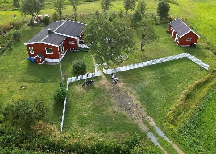 Semesterbostad Midnattsolveien 3158,sommarhusstrand Lofoten Norway Laukvik