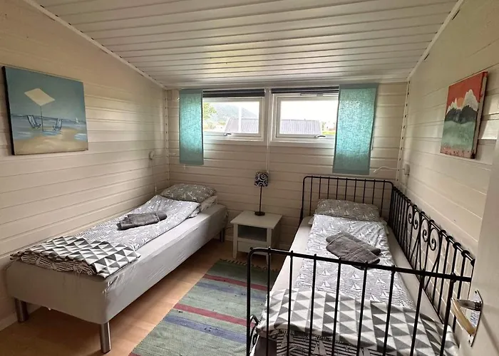 Midnattsolveien 3158,sommarhusstrand Lofoten Norway Дом отдыха *