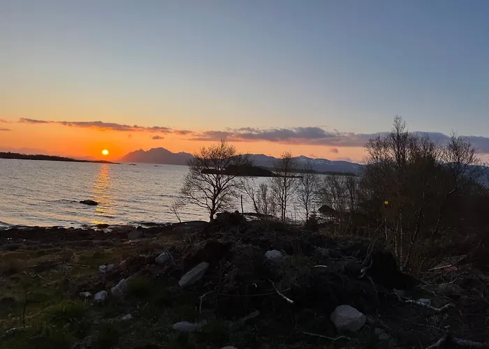 Midnattsolveien 3158,sommarhusstrand Lofoten Norway Semesterbostad Laukvik
