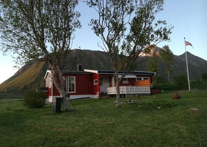 Midnattsolveien 3158,sommarhusstrand Lofoten Norway Semesterbostad Laukvik