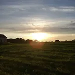 Midnattsolveien 3158,sommarhusstrand Lofoten Norway 度假居 *